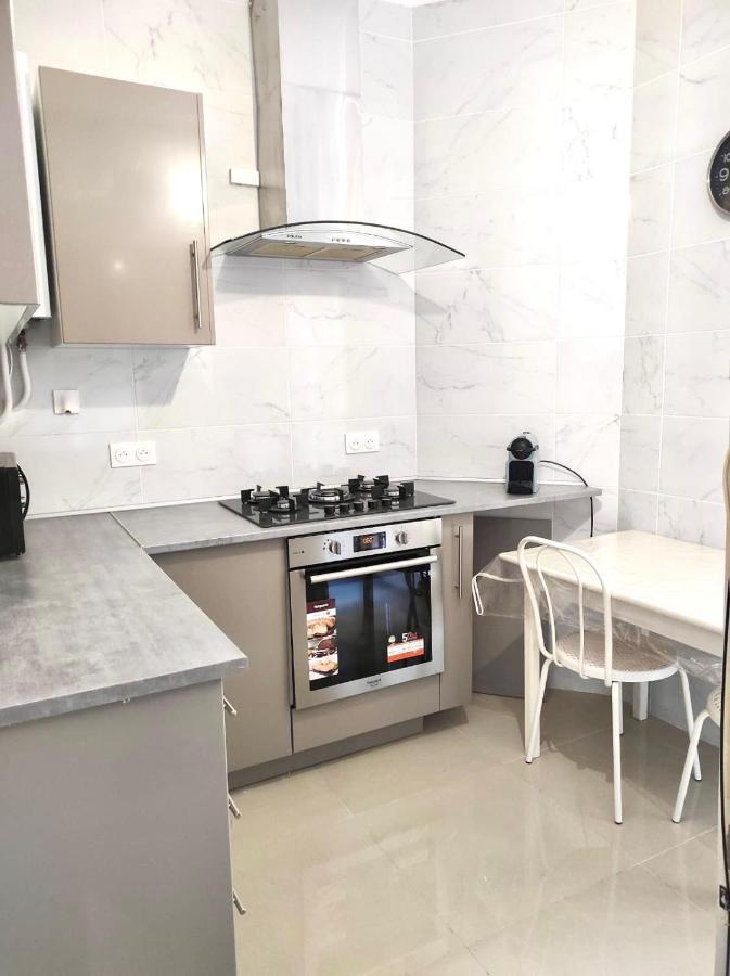 Centre De Cannes - Appartement Renove De 65 M2 Luaran gambar
